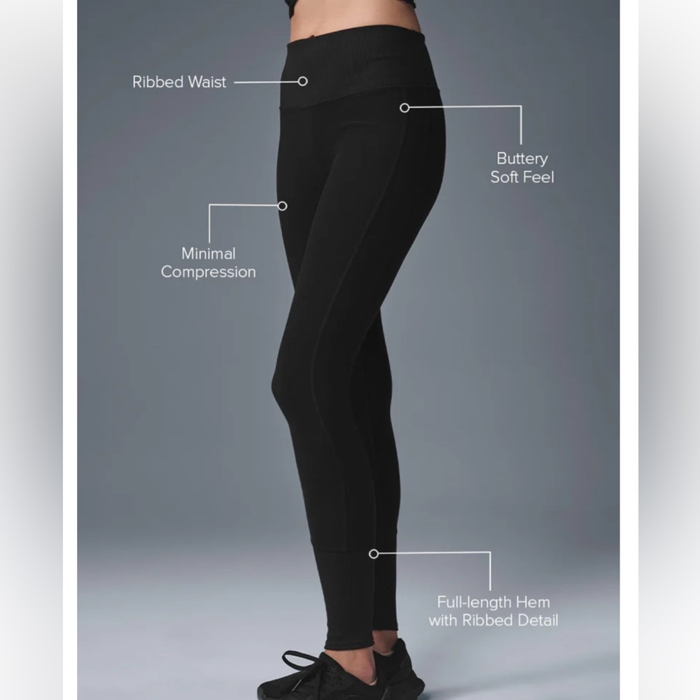 ALO Yoga Black Leggings - Picture 2 of 6